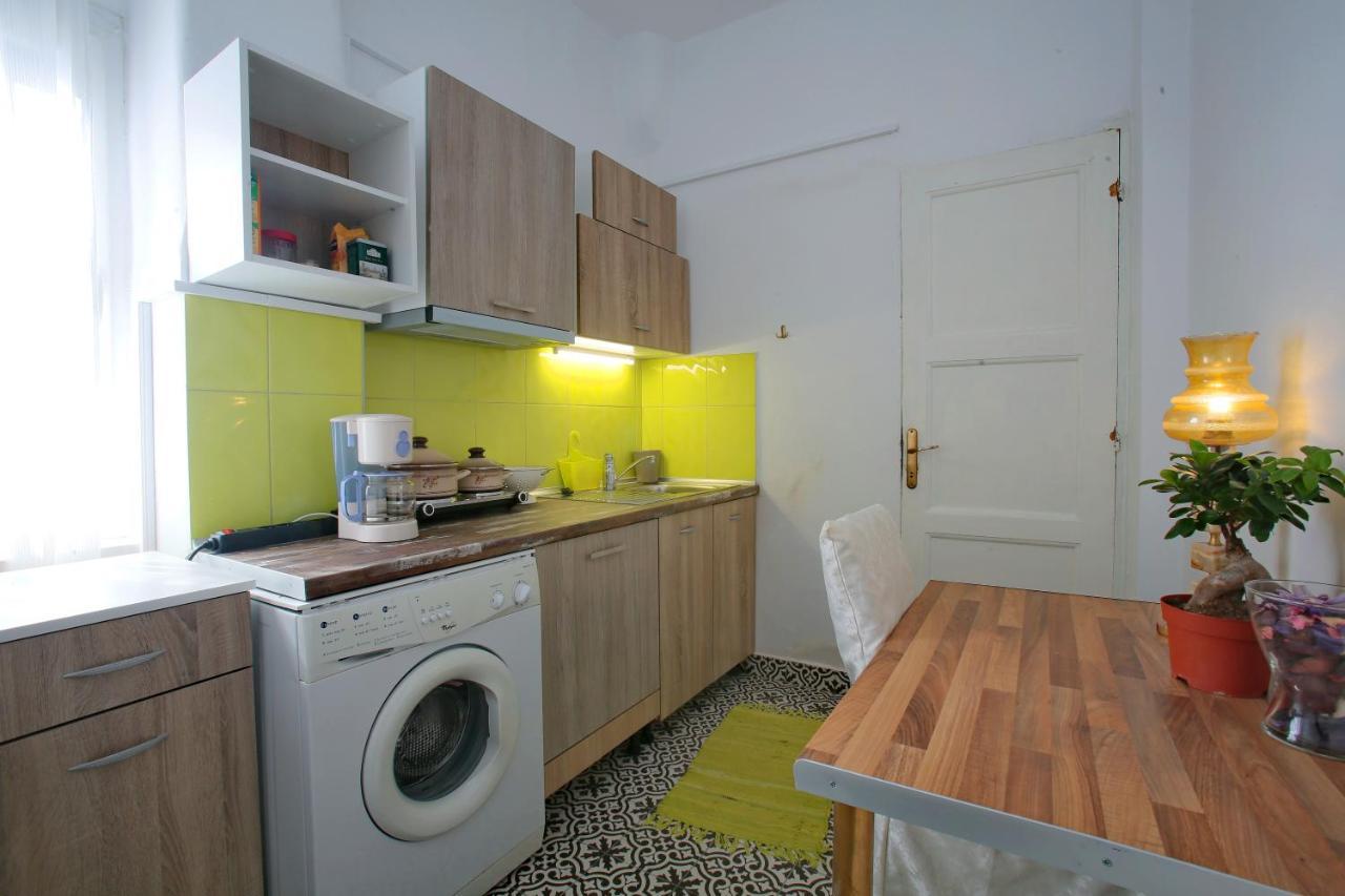 Vintage 1930'S Flat In The Center Of Thessaloniki Appartement Buitenkant foto