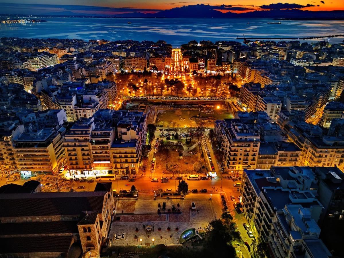 Vintage 1930'S Flat In The Center Of Thessaloniki Appartement Buitenkant foto